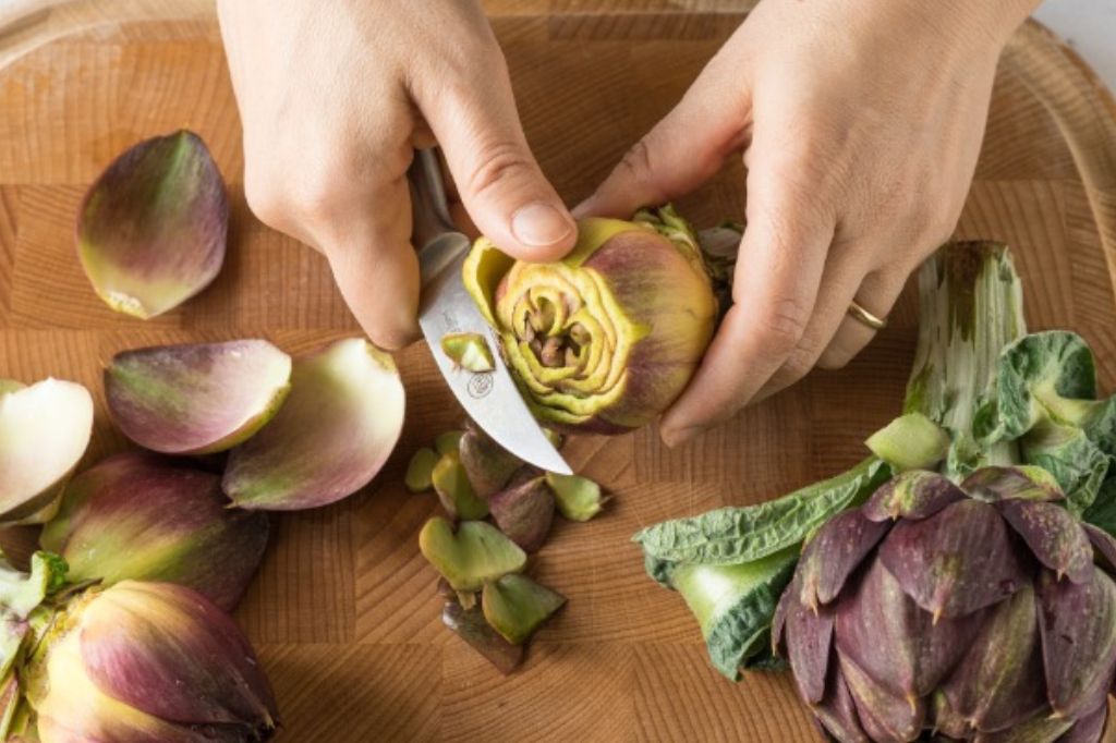 Come pulire i carciofi: la guida di Agricola Guidi